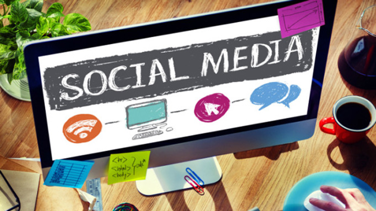 SOCIAL MEDIA – GROW YOUR CONNECTIONS